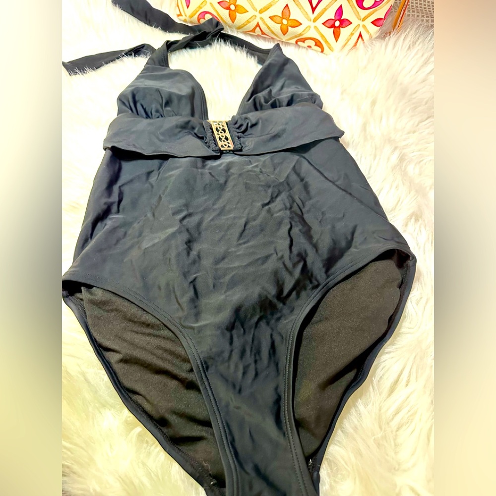EUC Kristin Davis 1 piece Black Swimsuit Size‎ 6
